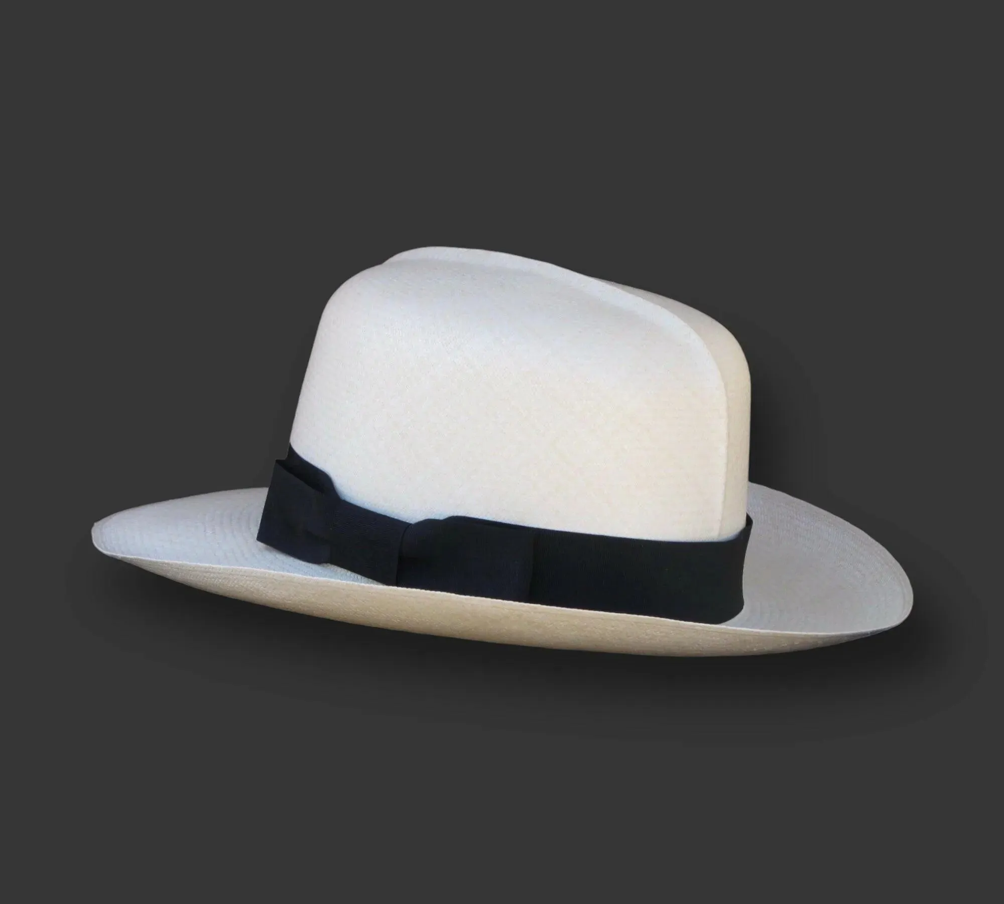 Panama Hat Montecristi "Optimo" Superfino