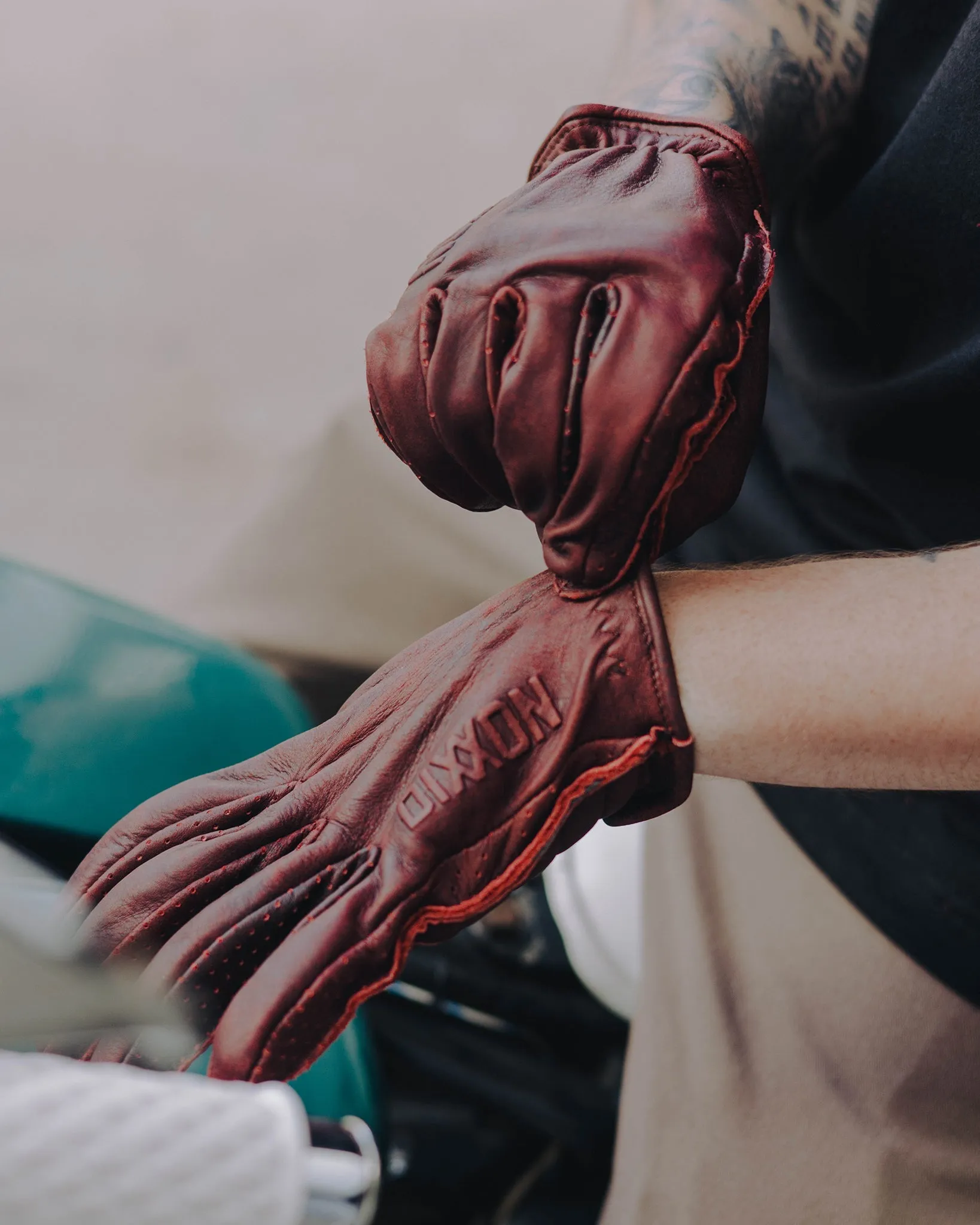 Roper Leather Moto Gloves - Oxblood