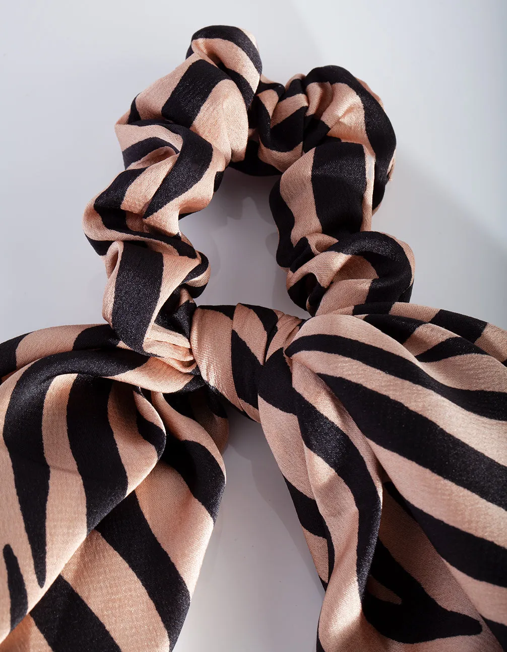 Tan Stripe Scrunchie Scarf